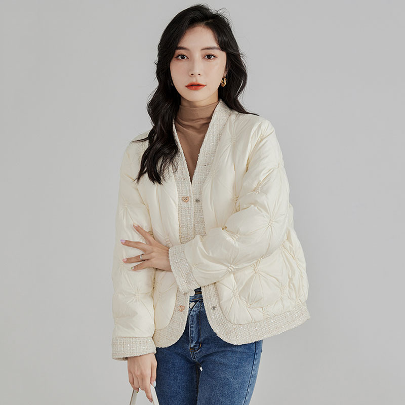 Winter Clothing Trends For Women - الخريف الشتاء أسفل سترة الخامس الرقبة