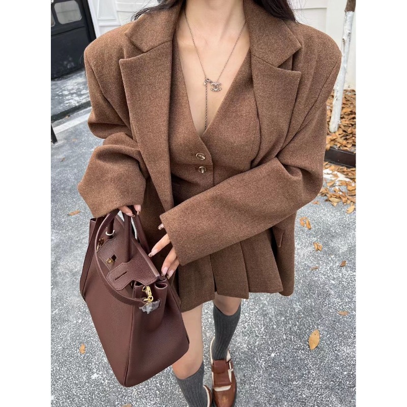 Winter Clothing Equipment - طقم نسائي فاخر من ثلاث قطع