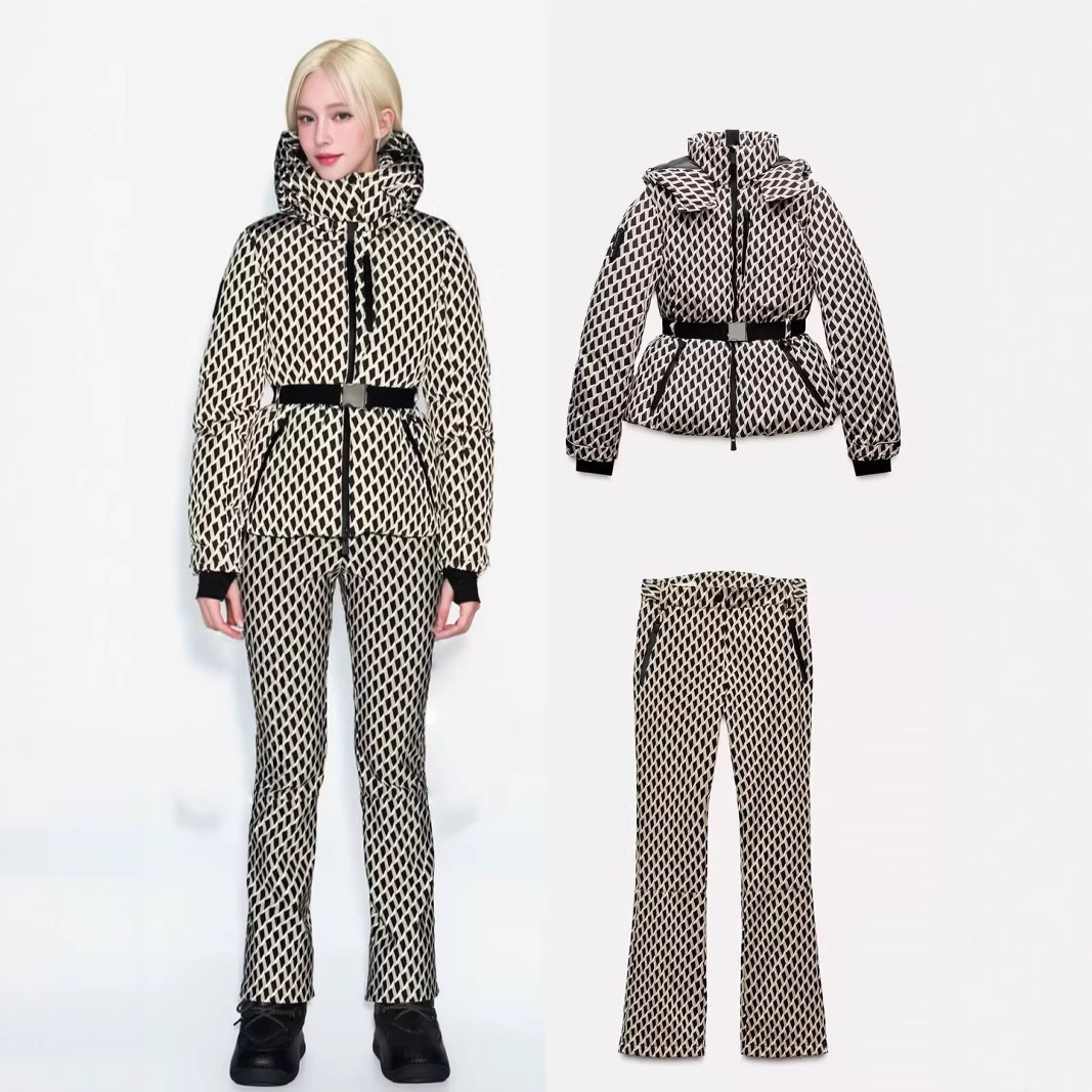 Winter Clothing Color - الشتاء قطعتين التزلج مجموعة مقنعين عالية