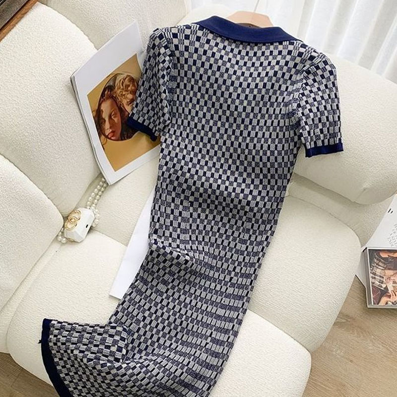 فستان محبوك أنيق منقوش بأكمام  - مراجعة Winter Clothing H&M وسعره