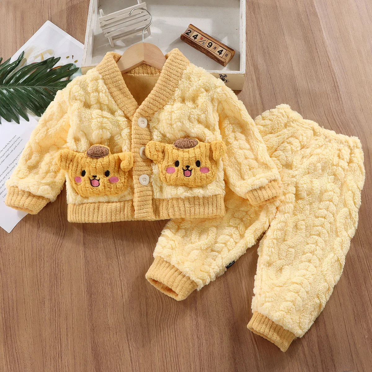 بيجامات كرتونية دافئة للأولاد  - مراجعة Winter Clothing For Baby Girl وسعره