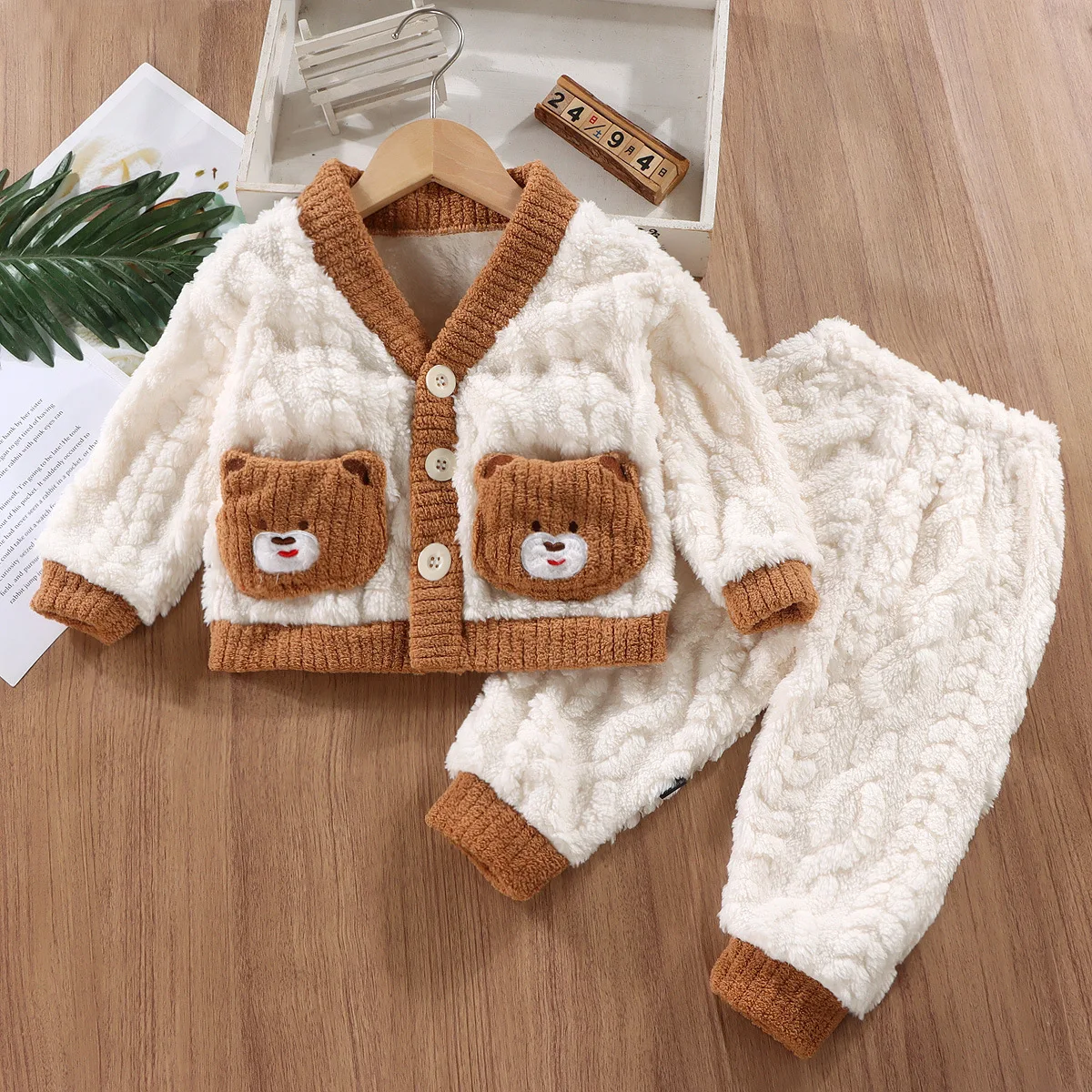 بيجامات كرتونية دافئة للأولاد  - مراجعة Winter Clothing For Baby Girl وسعره