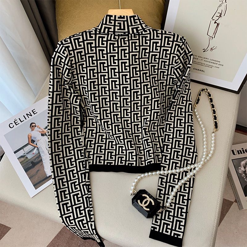 بلوزة نسائية ضيقة بأكمام طويلة - مراجعة Winter Clothing Trends For Women وسعره